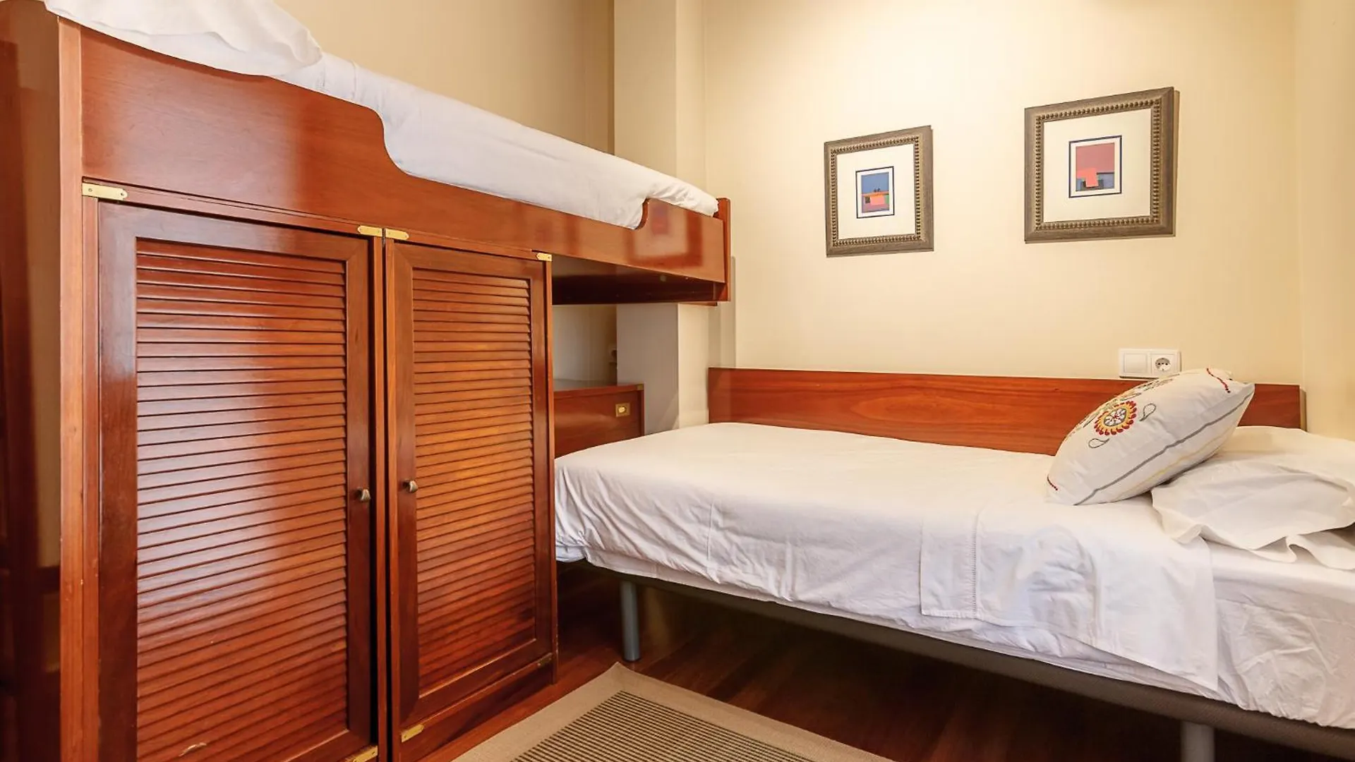 Atico Con 2 Terrazas De 25 M Cada Una Gorliz Appartement
