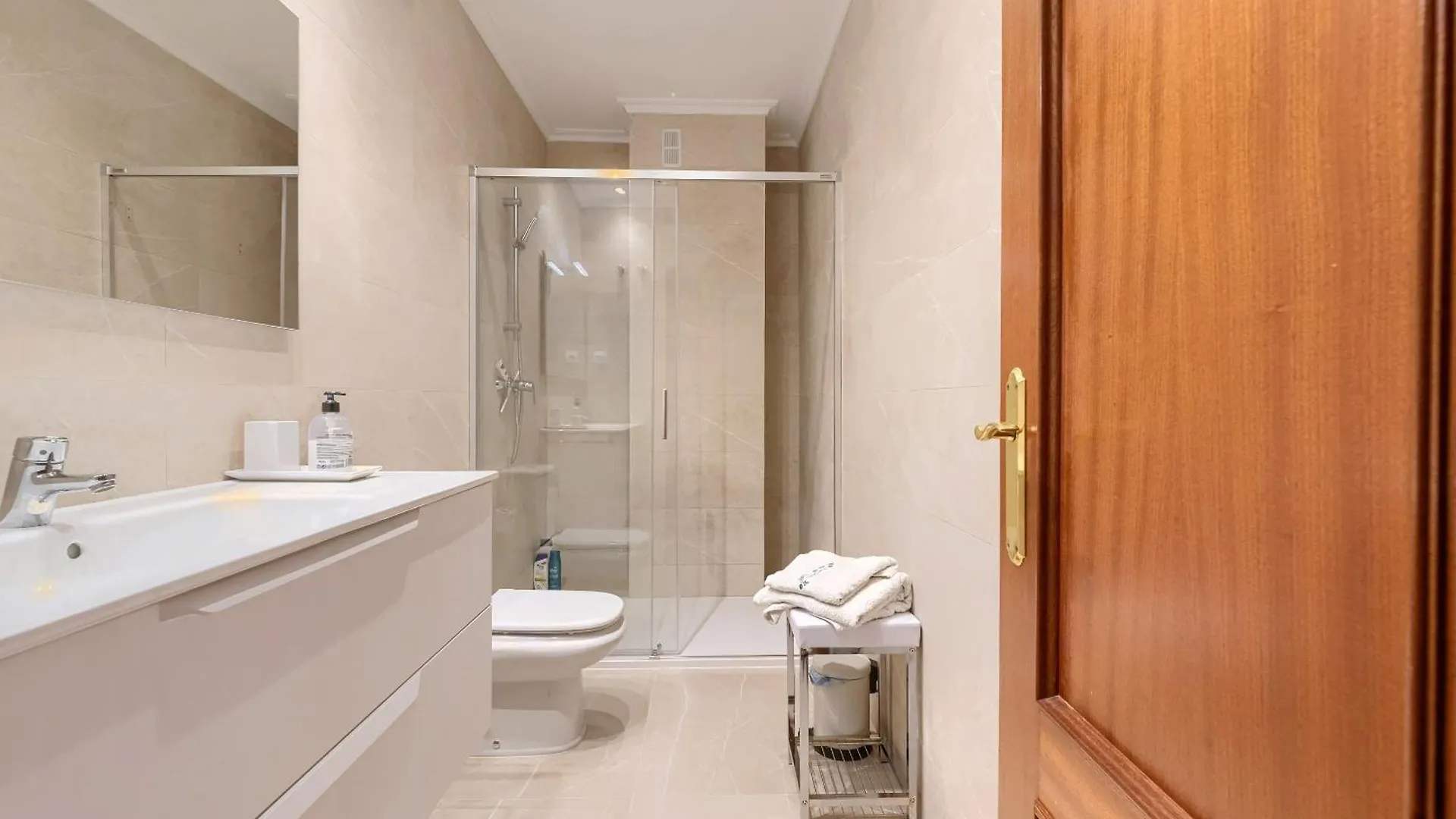 Ático con 2 terrazas, 25m2 cada una By urban hosts Gorliz Apartamento
